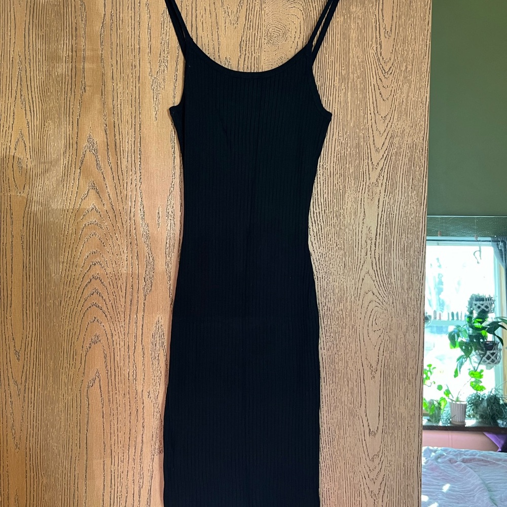Hera Collection Black Midi Dress